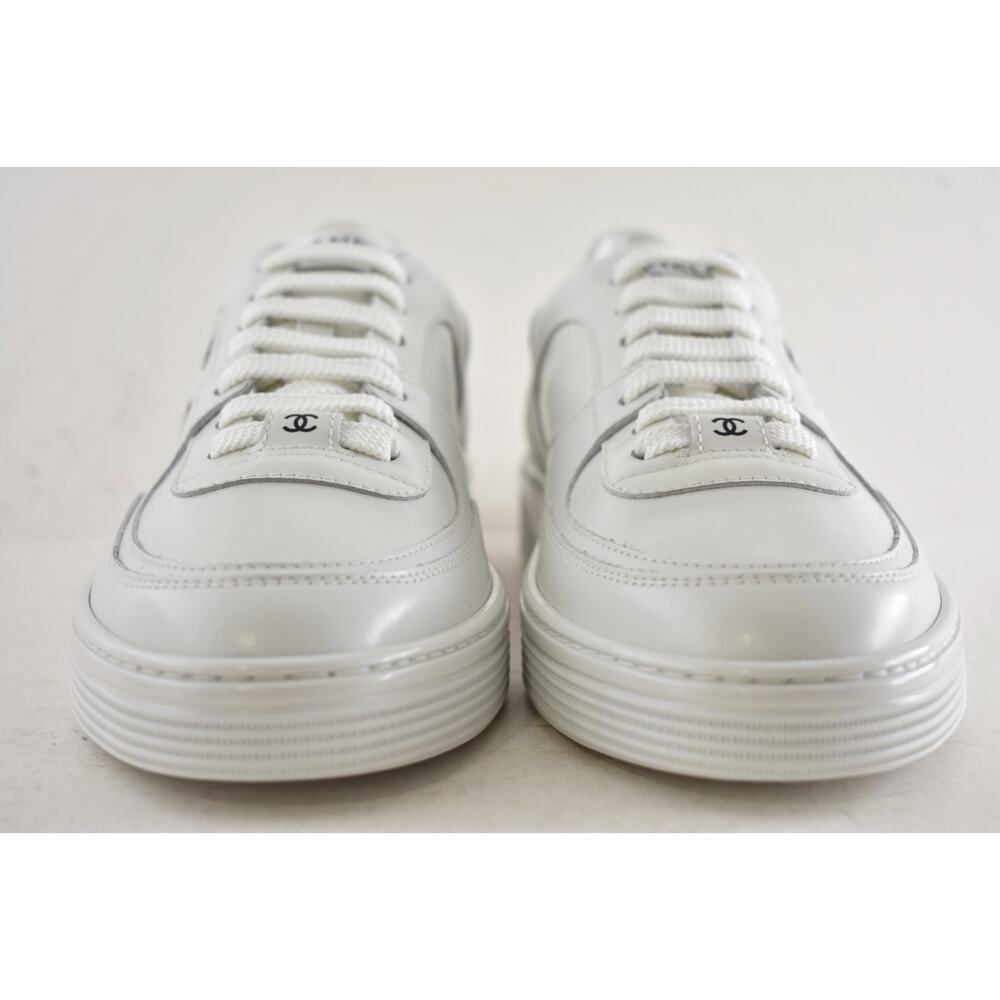 Chanel 25B White Calfskin Leather CC Logo Tie Flat Runner Trainer Sneaker 42 - Picture 10 of 16